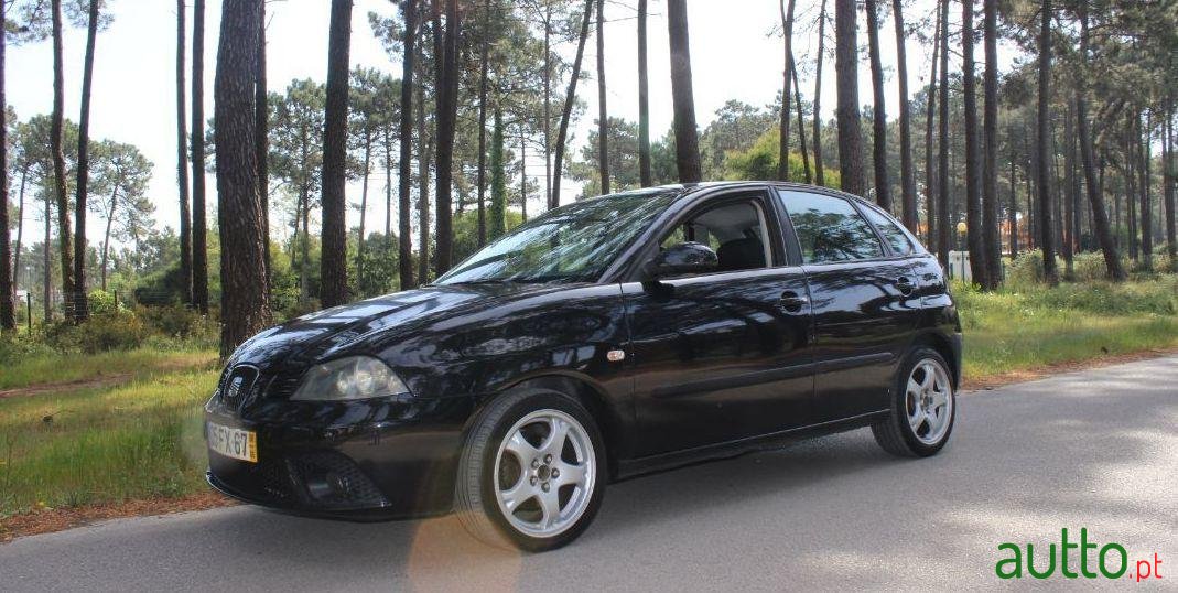 2008' SEAT Ibiza photo #1
