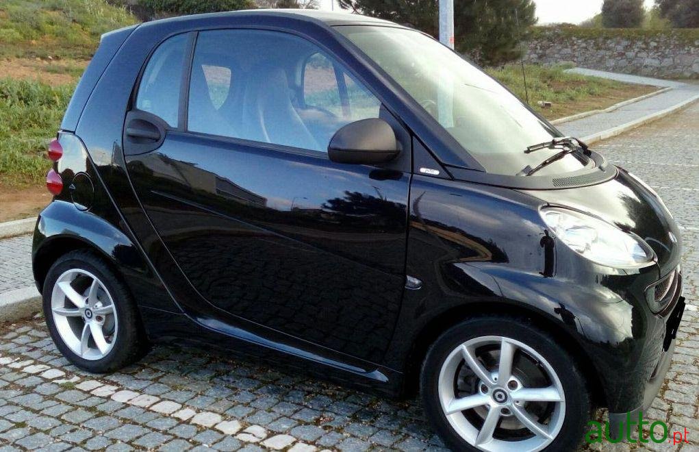 2011' Smart Fortwo Pulse photo #1