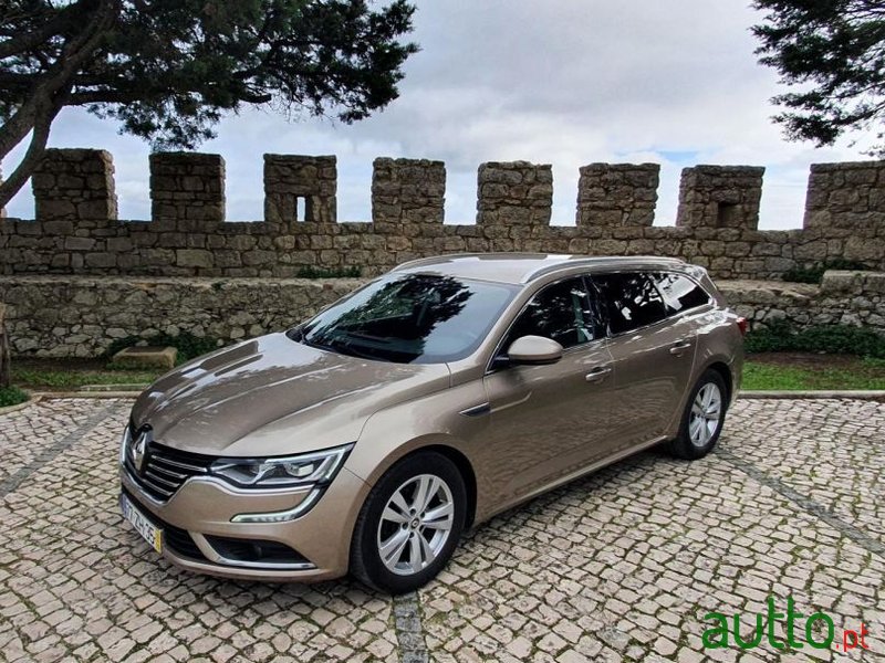 2016' Renault Talisman Sport Tourer photo #3