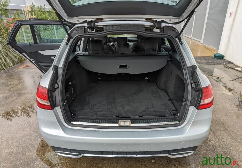 2015' Mercedes-Benz C 220 photo #5