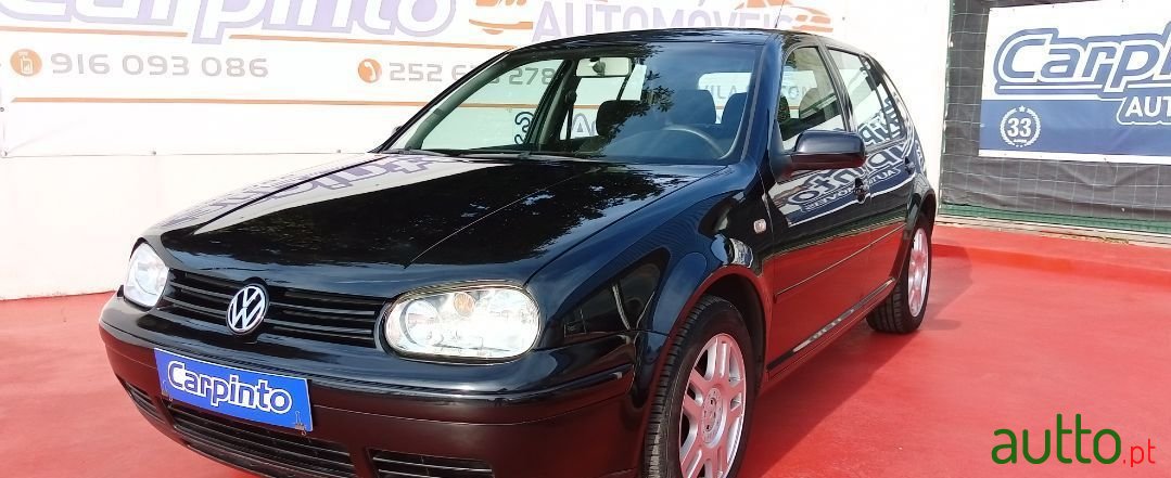 2003' Volkswagen Golf photo #1