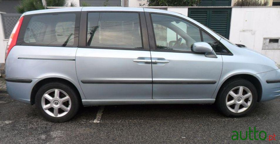 2003' Fiat Ulysse 2000 Jtd photo #3