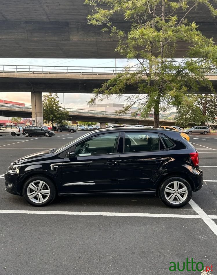 2012' Volkswagen Polo photo #2