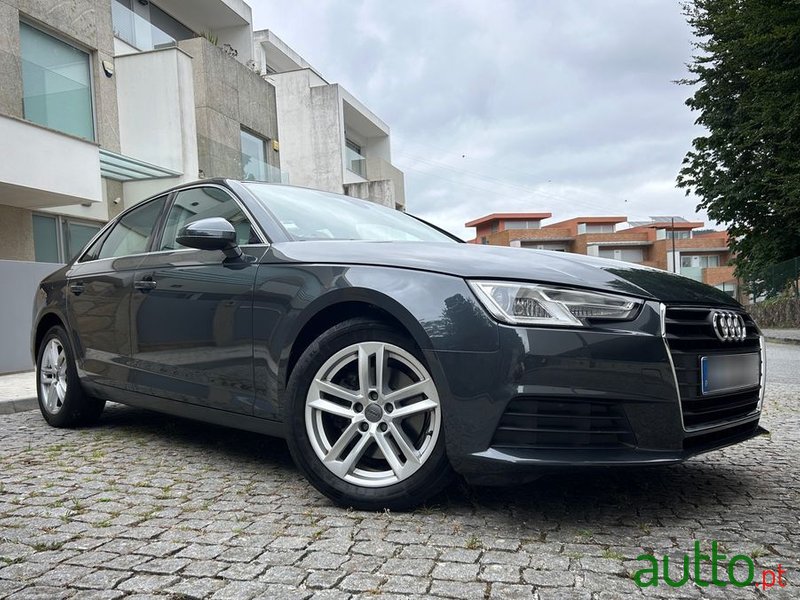 2018' Audi A4 2.0 Tdi Advance S Tronic photo #5