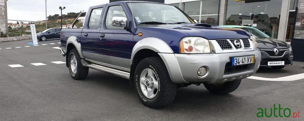 2004' Nissan Navara photo #4