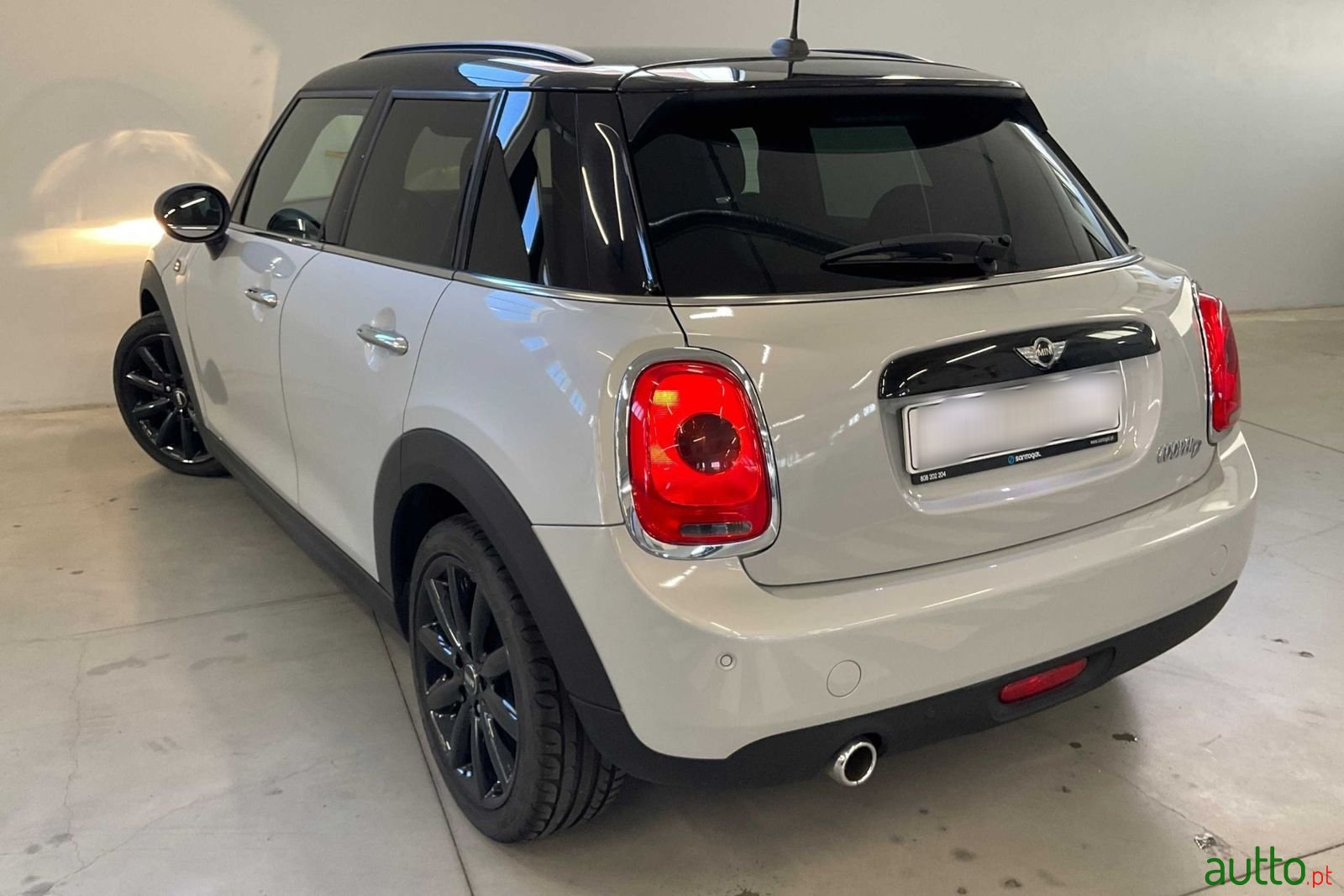 2018' MINI Cooper photo #2