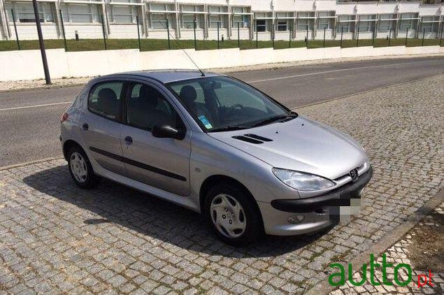 2000' Peugeot 206 1.1 photo #1