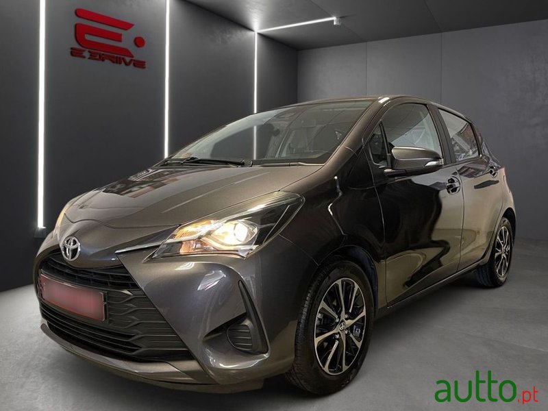 2019' Toyota Yaris photo #1