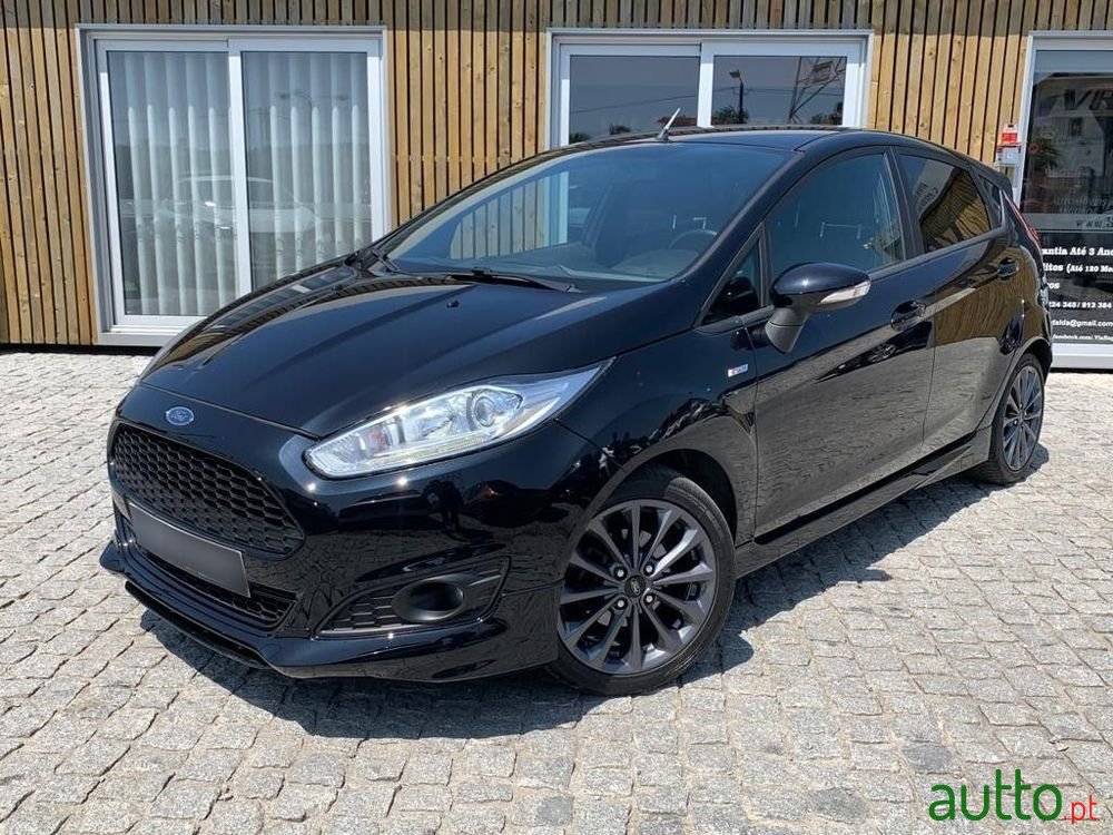 2017' Ford Fiesta St-Line photo #1