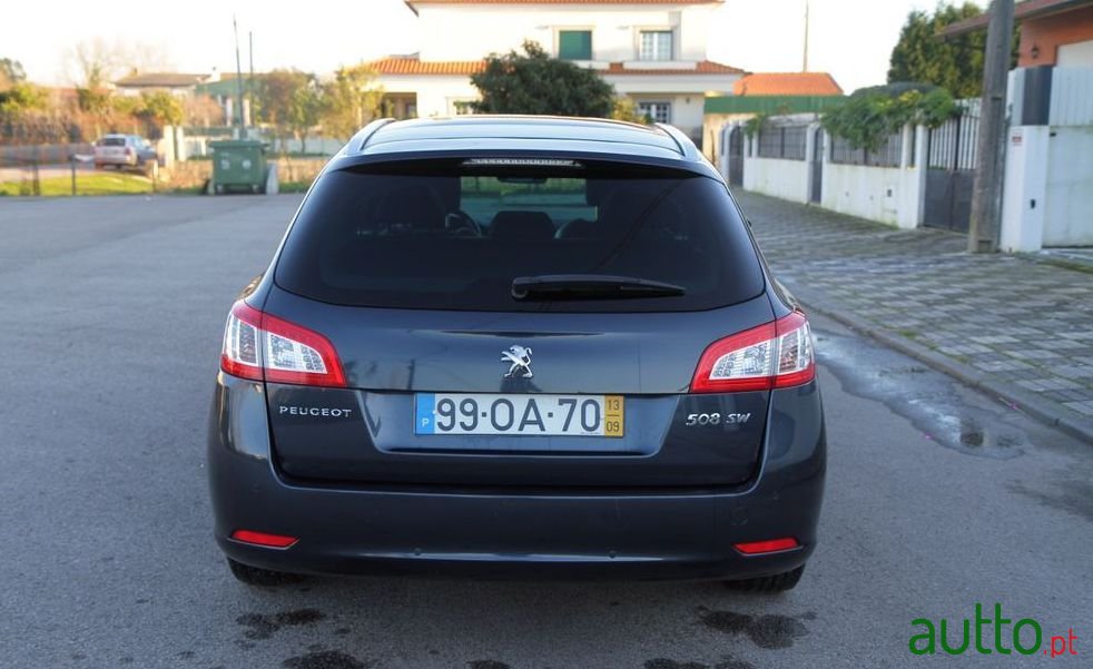 2013' Peugeot 508 Sw photo #1