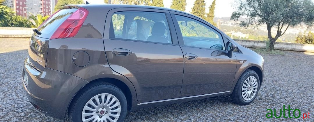 2009' Fiat Grande Punto photo #6