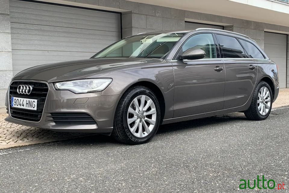 2012' Audi A6 Avant photo #2