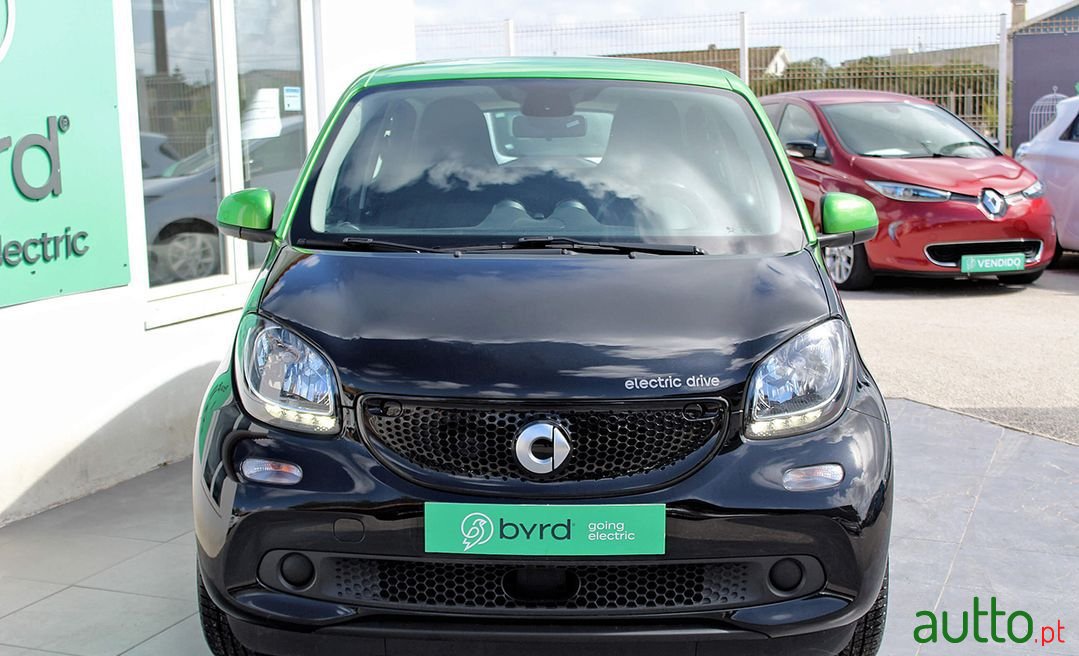 2018' Smart Forfour photo #2