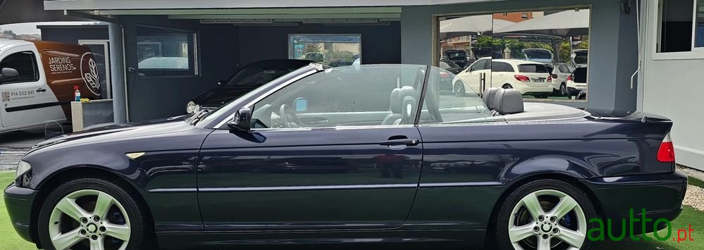2006' BMW 320 Cd Cabrio photo #5