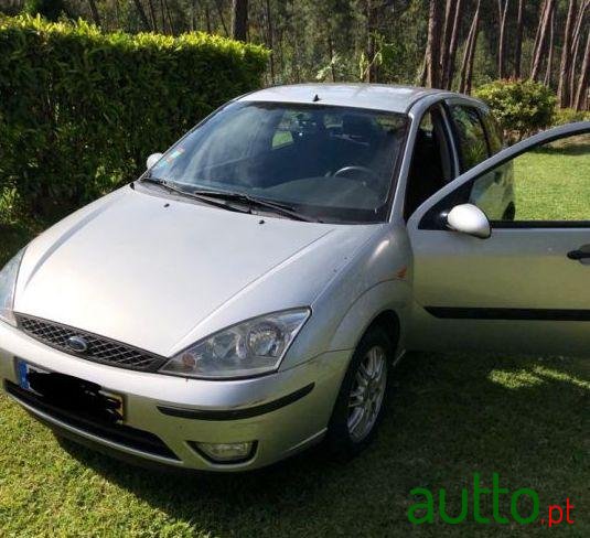2002' Ford Focus photo #4