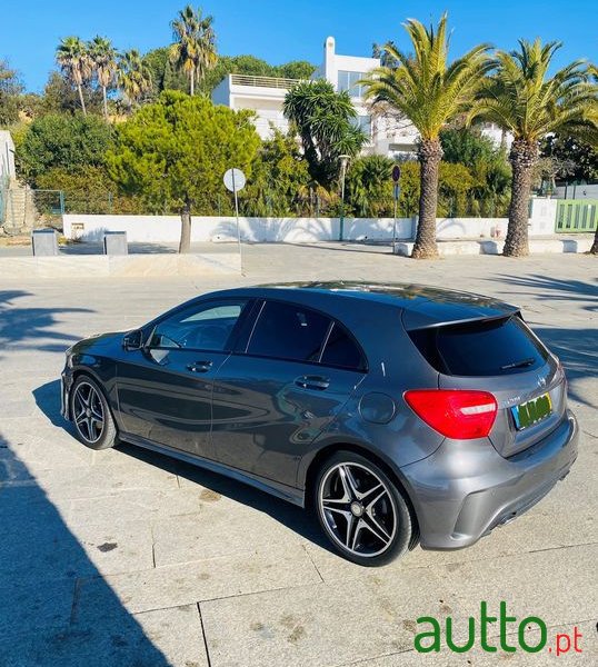 2015' Mercedes-Benz A-200 photo #1