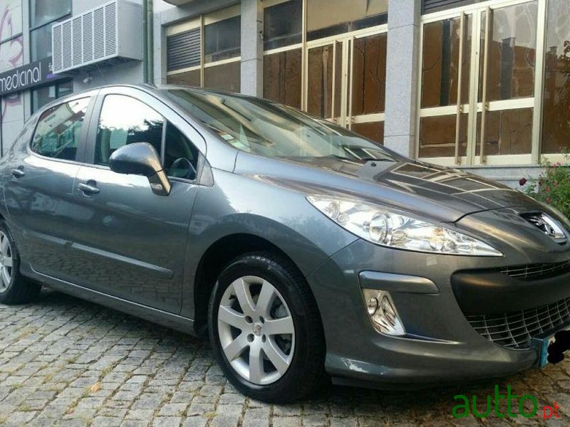 2010' Peugeot 308 Executive photo #1