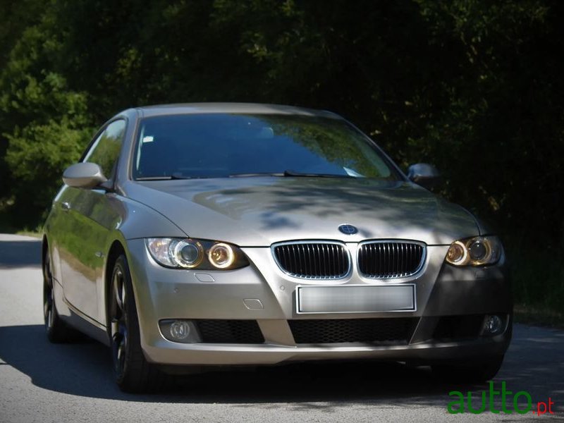 2007' BMW 320 D photo #3