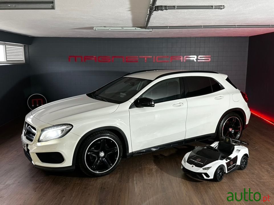 2017' Mercedes-Benz Gla-180 photo #1