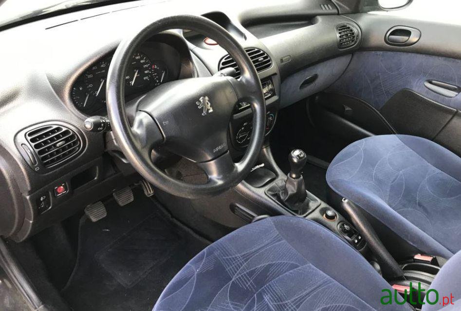 2005' Peugeot 206 1.4 75Cv photo #4