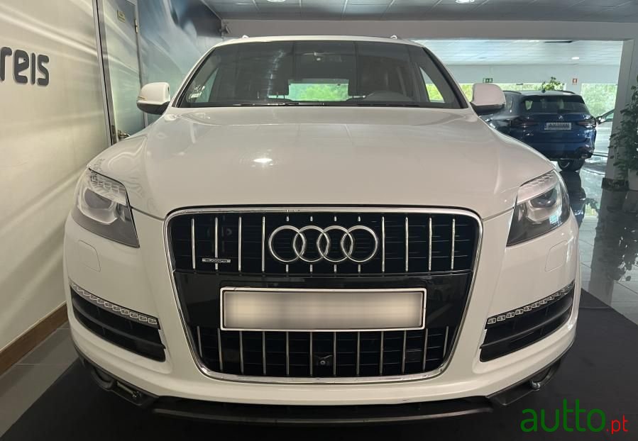 2014' Audi Q7 photo #5