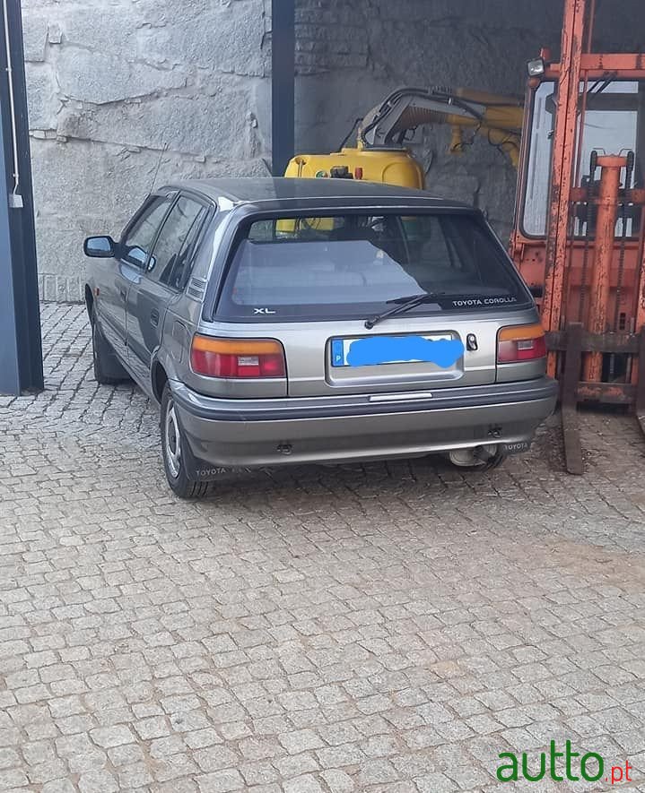 1989' Toyota Corolla 1.3 Dx photo #2