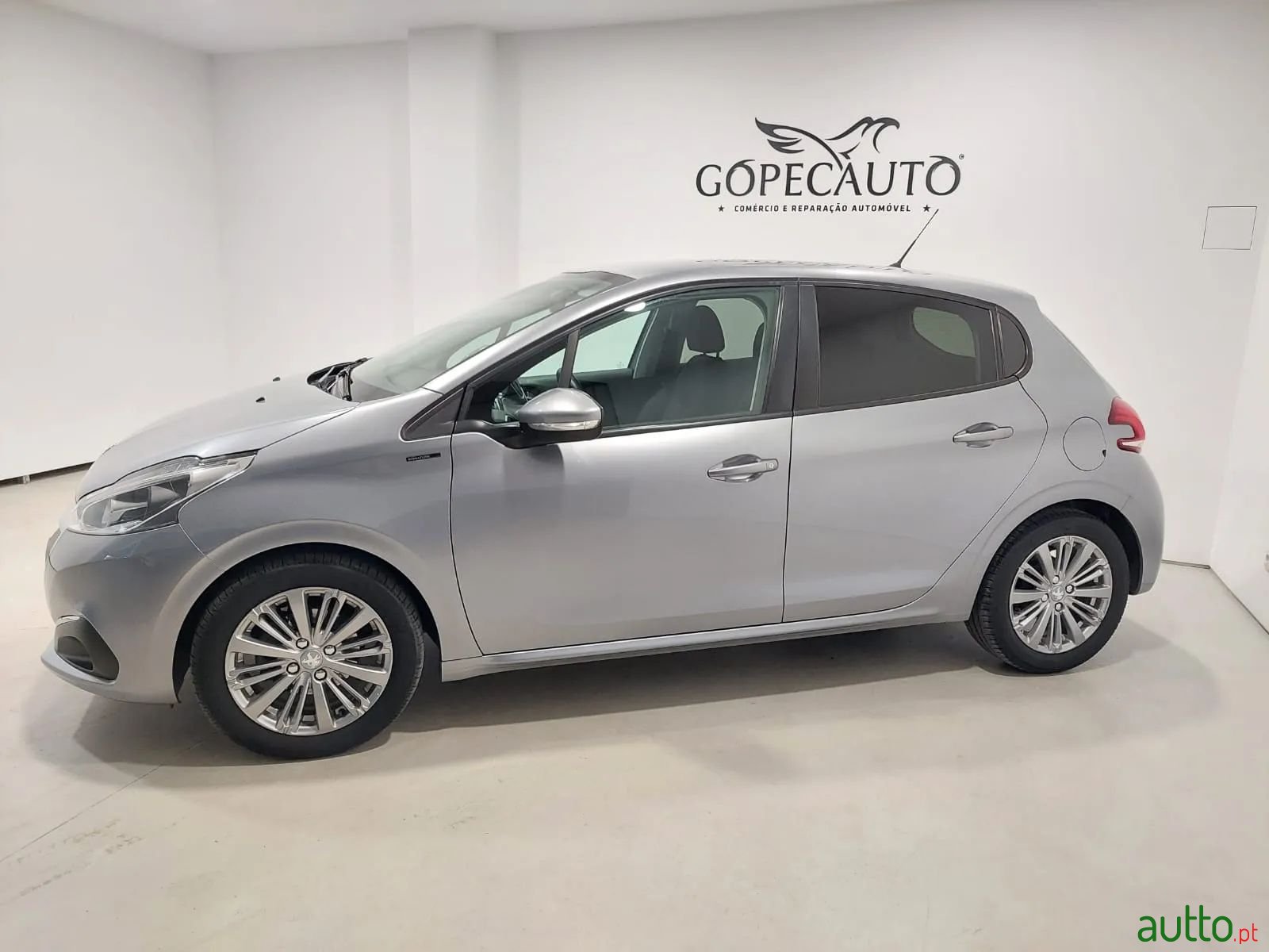 2019' Peugeot 208 photo #4