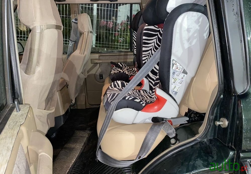 1998' Land Rover Discovery 2.5 Tdi photo #2