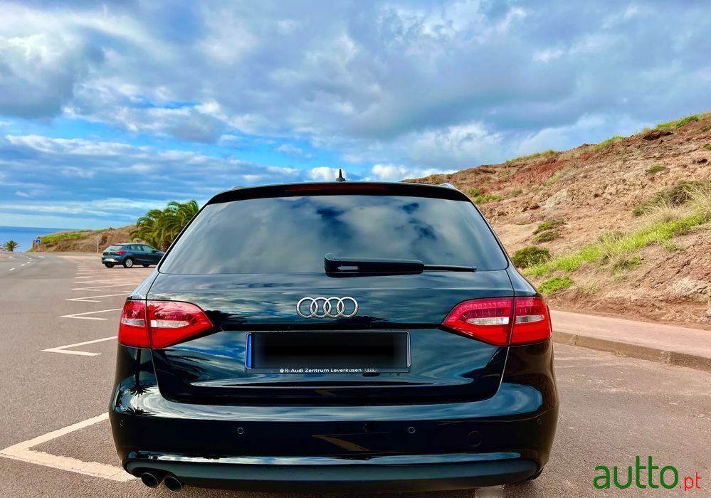 2013' Audi A4 Avant photo #6