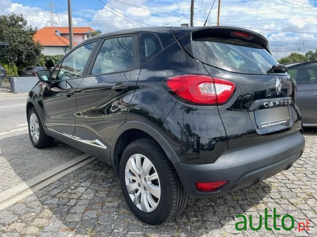 2017' Renault Captur photo #4