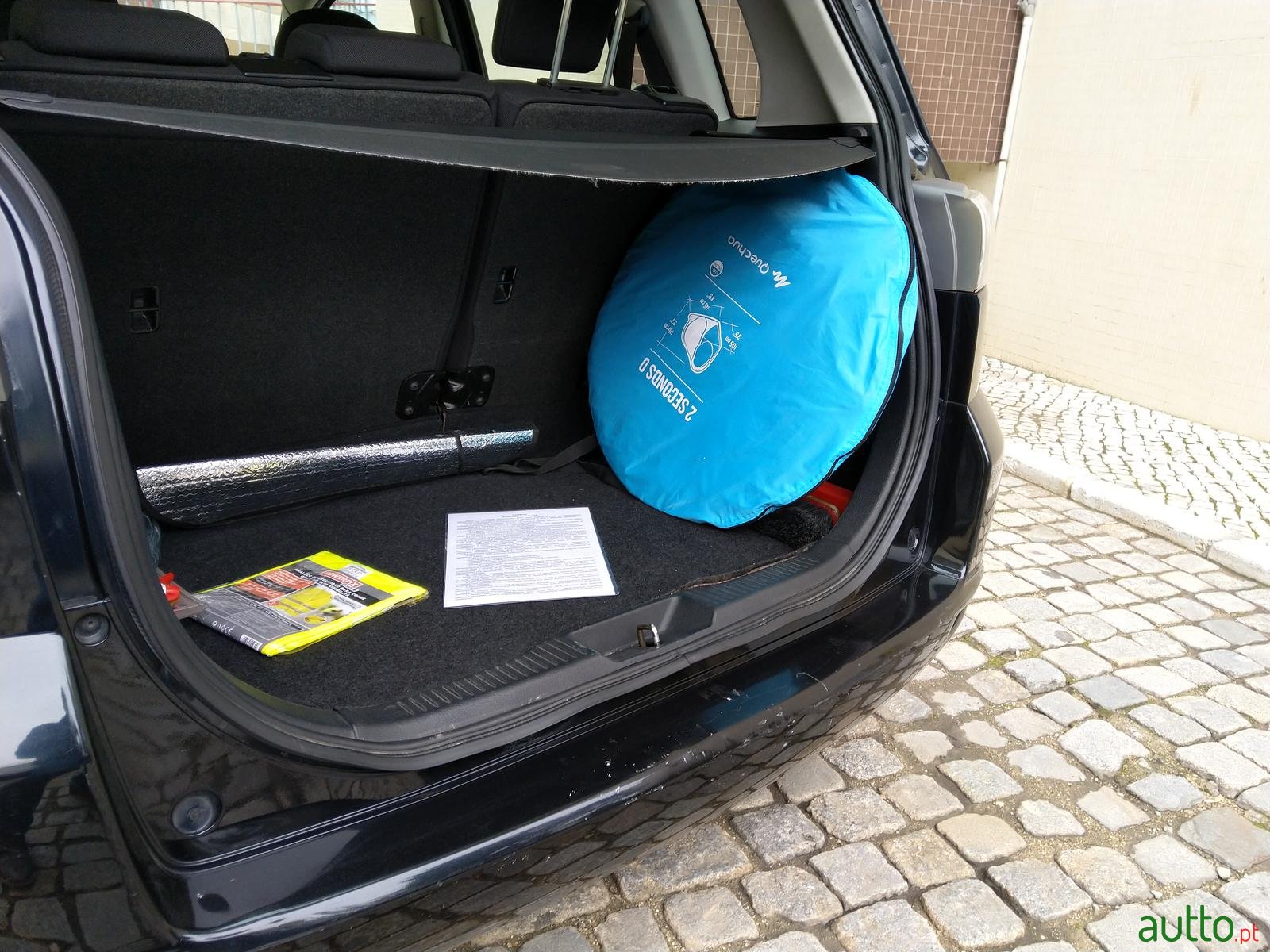 2007' Mazda 2 1,2 photo #6