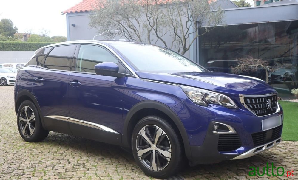 2020' Peugeot 3008 photo #1