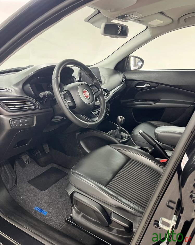 2018' Fiat Tipo photo #6