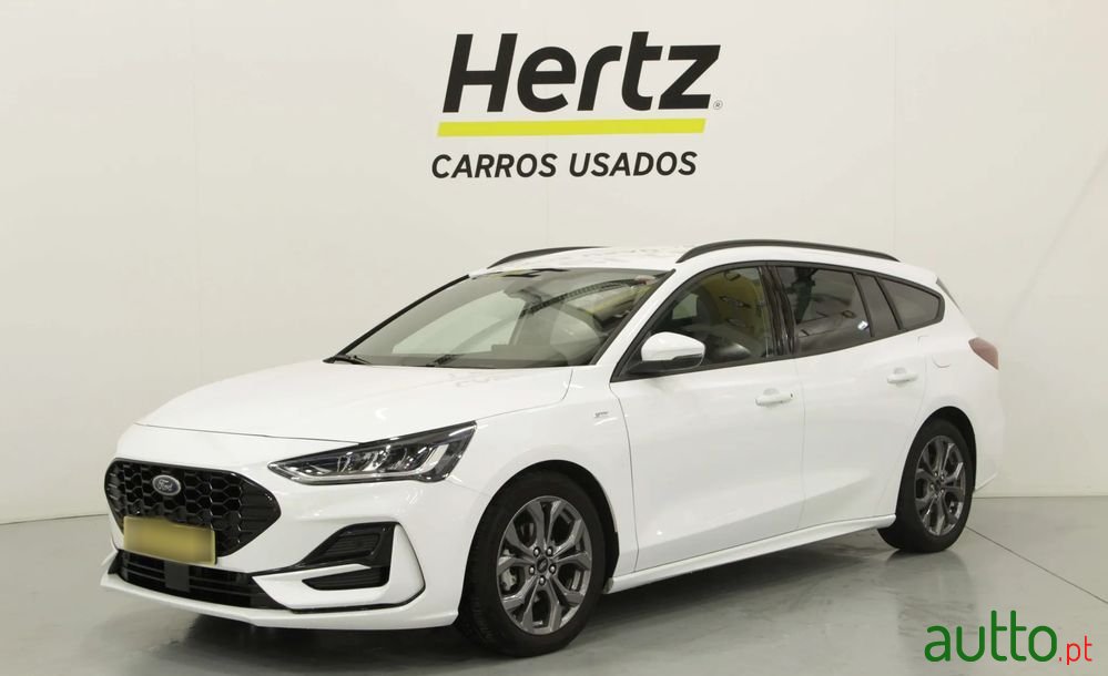 2022' Ford Focus Sw photo #2