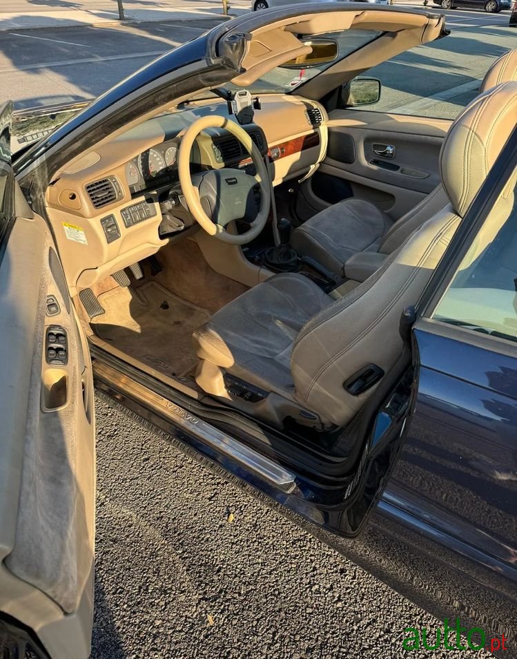 1999' Volvo C70 Cabrio 2.0 Ht photo #3