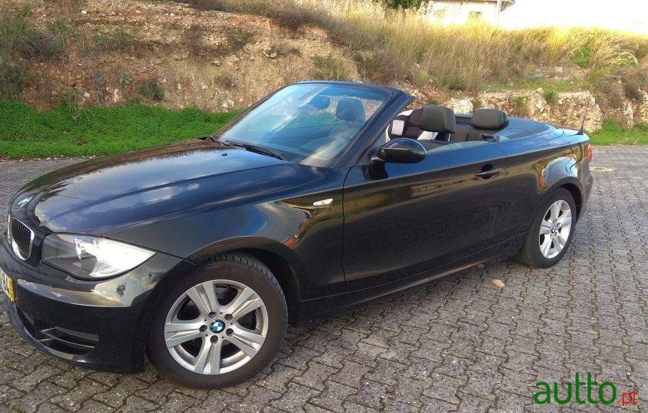 2009' BMW 118 2.0 D photo #3