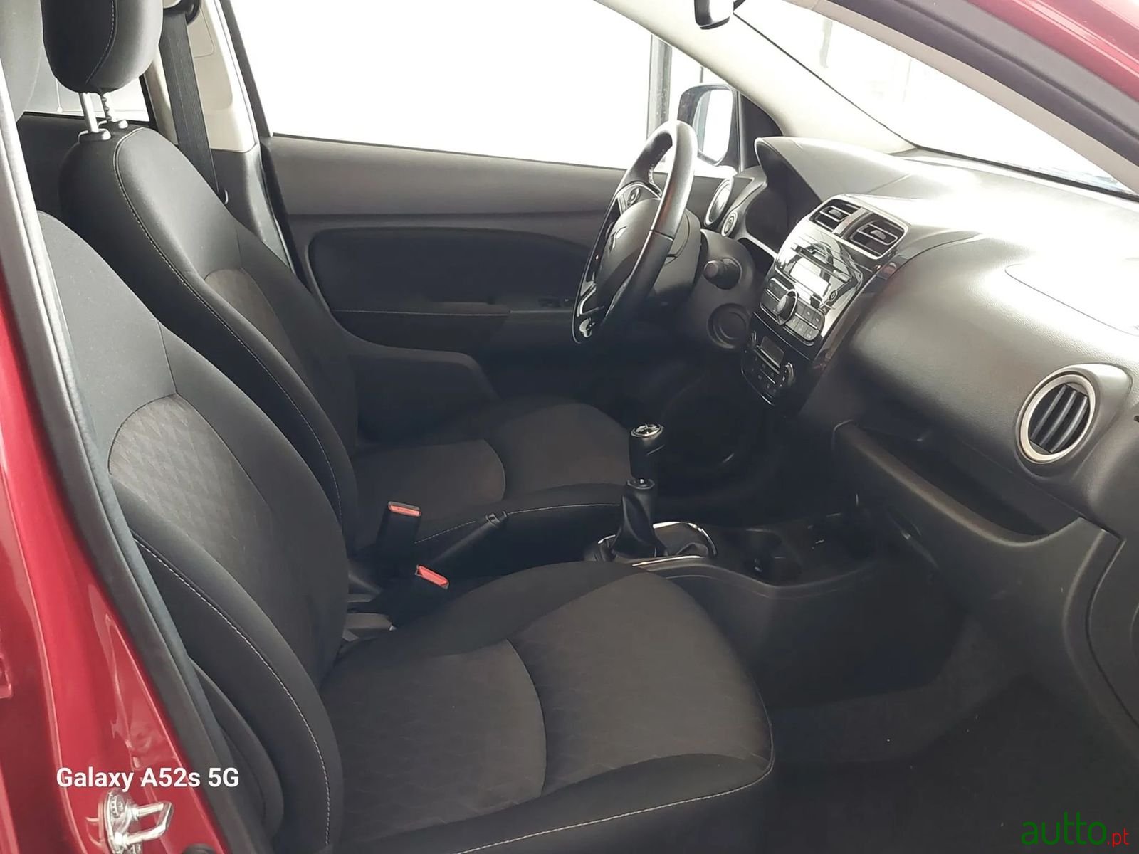 2022' Mitsubishi Space Star photo #6