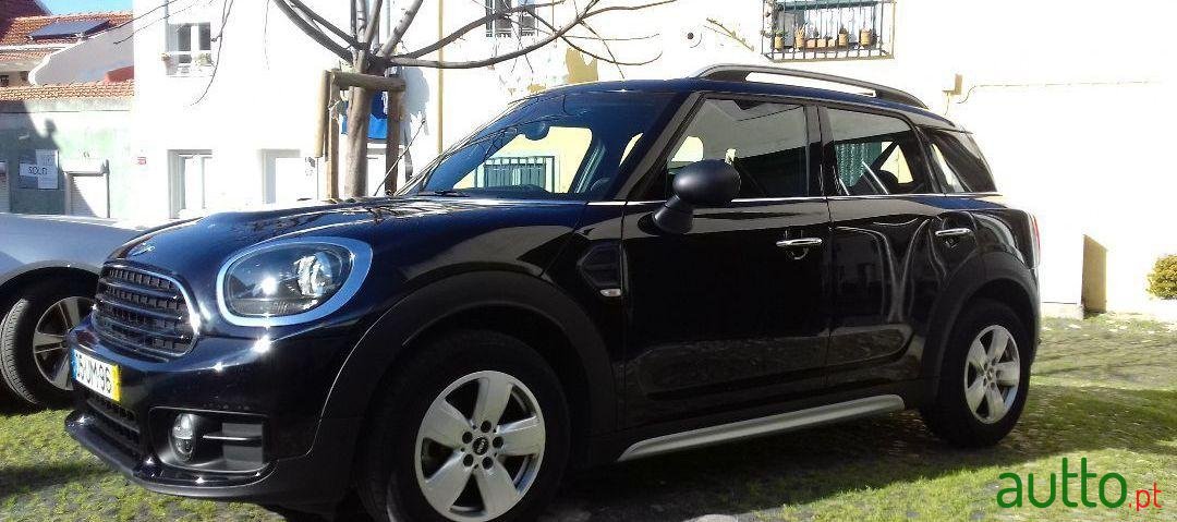 2018' MINI Countryman One D photo #1