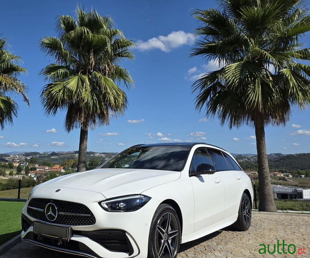 2024' Mercedes-Benz Classe C photo #2