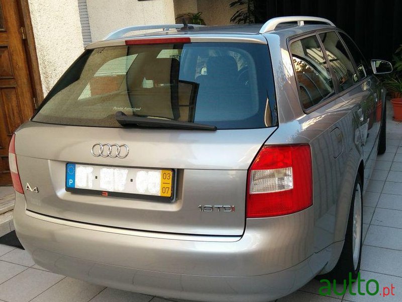 2003' Audi A4 Avant 1.9 Tdi M5 photo #1