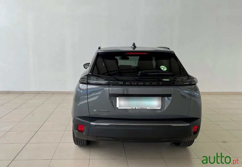 2023' Peugeot e-2008 54 Kwh Allure photo #6