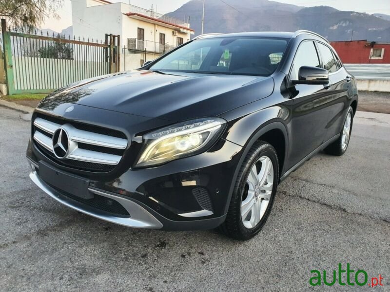 2016' Mercedes-Benz GLK 200 photo #1