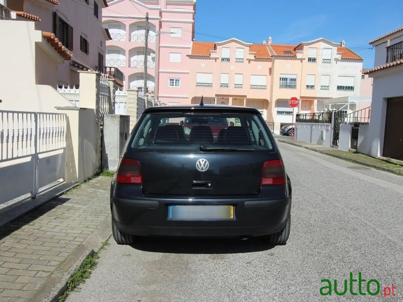 2000' Volkswagen Golf photo #3