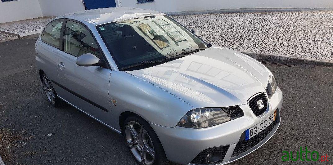 2006' SEAT Ibiza Fr photo #2