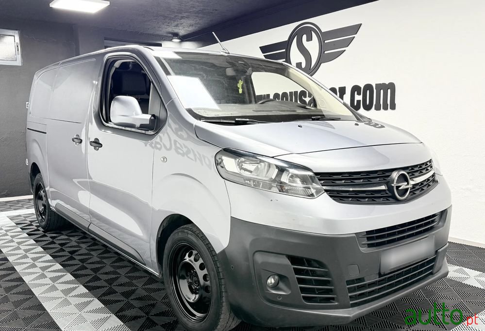 2021' Opel Vivaro photo #1