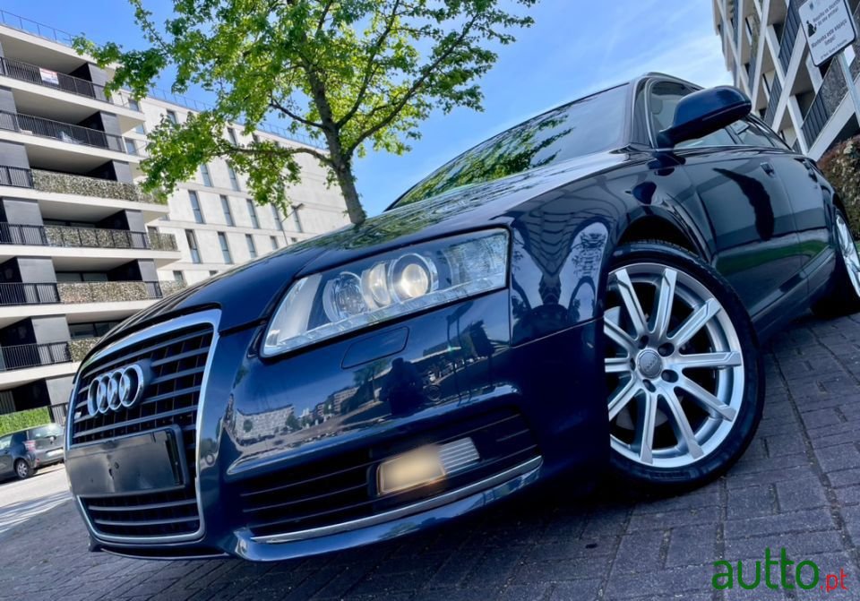 2010' Audi A6 Avant photo #1
