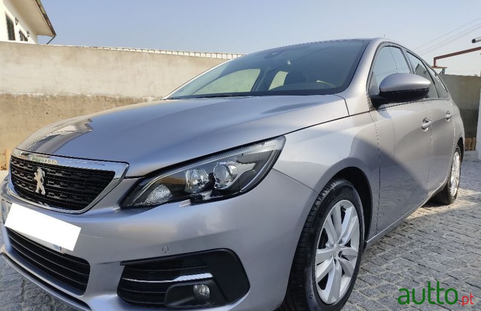 2017' Peugeot 308 Sw photo #3