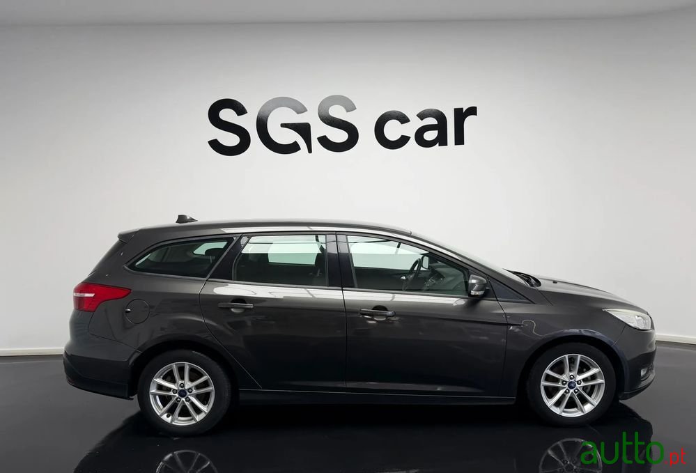 2016' Ford Focus Sw photo #5