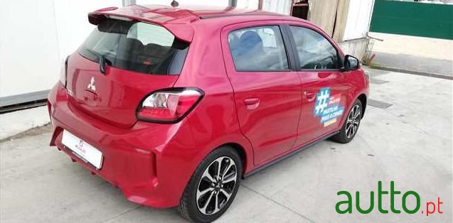 2020' Mitsubishi Space Star photo #3