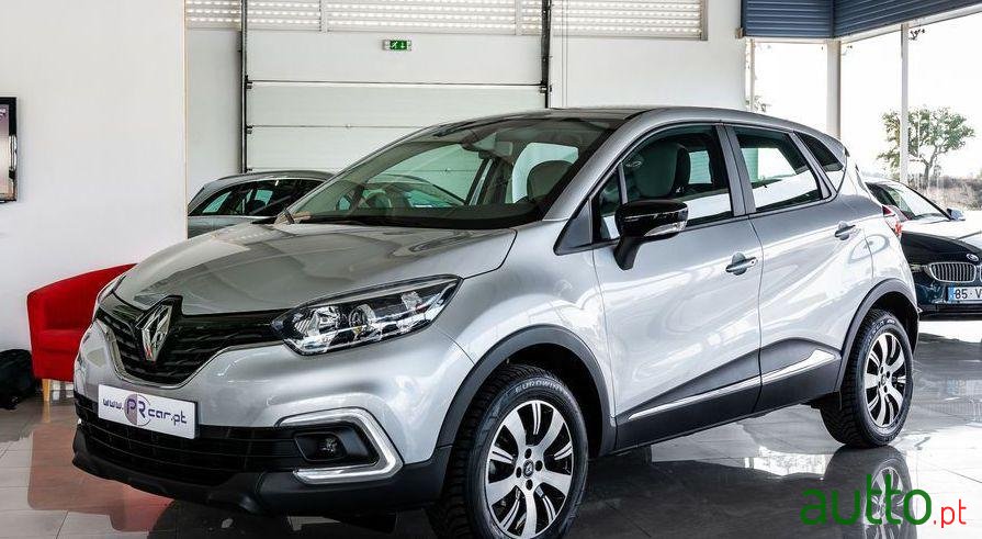 2018' Renault Captur Experience photo #3